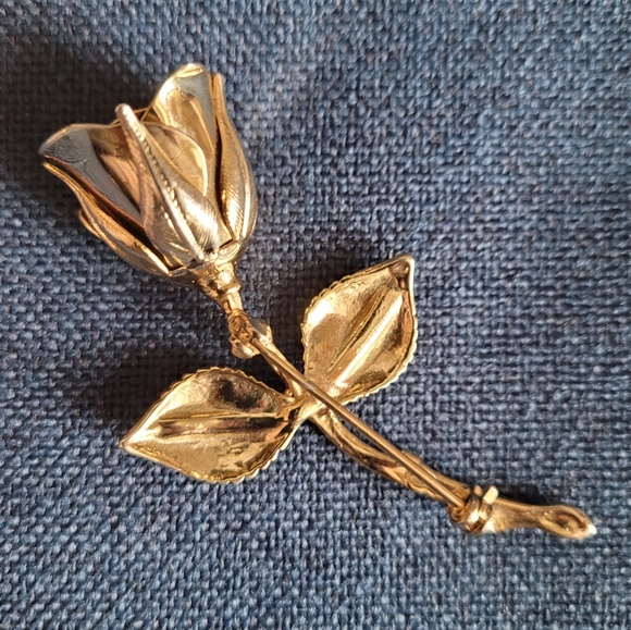 Vintage Rose Brooch - Picture 3 of 4